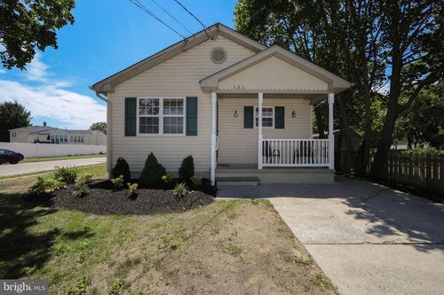 151 Pine Ave, West Berlin, NJ, 08091-1873 | Card Image