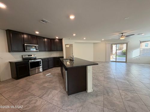 8536 W Amazilia Pl, Tucson, AZ, 85757-7965 | Card Image