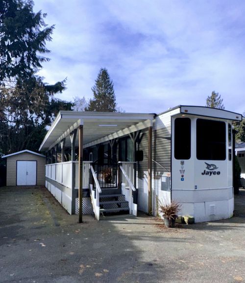247 Tomahawk Ave, West Vancouver, BC, V7P1C4 | Card Image