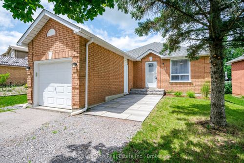228 Towerhill Rd, Peterborough, ON, K9H7M8 | Card Image