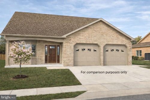 13218 Onyx Dr, HAGERSTOWN, MD, 21742-2945 | Card Image