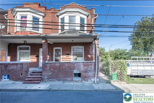 213 N Railroad St, Allentown, PA, 18102-5319 | Card Image