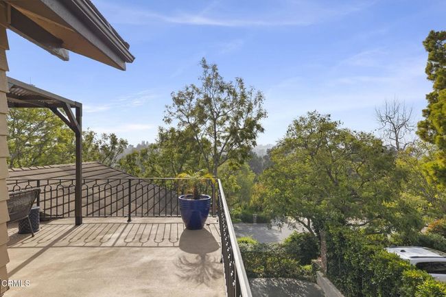 59-web-or-mls-UpmarketMedia-317ElTua-156 | Image 40