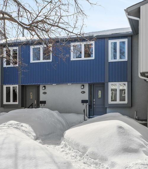 d-20 Benlea Dr, Nepean, ON, K2G4A8 | Card Image