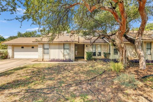 7302 Waldon Dr, Austin, TX, 78750-8232 | Card Image