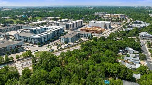 2907 E Martin Luther King Jr Blvd, Austin, TX, 78702-1615 | Card Image