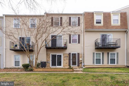 36a-6421 Birch Leaf Ct, BURKE, VA, 22015-3529 | Card Image