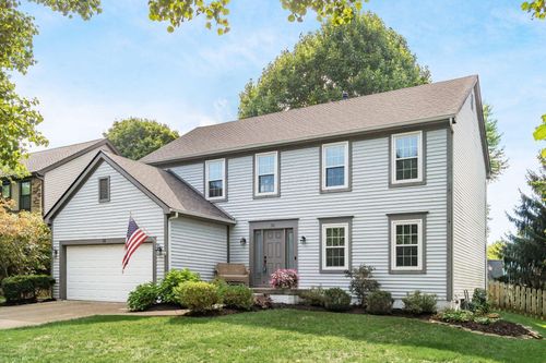 35 Highmeadows Circle, Powell, OH, 43065 | Card Image