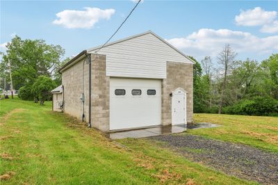 140 Pioneer Road, House other with 1 bedrooms, 1 bathrooms and 2 parking in Evans City Boro PA | Image 3