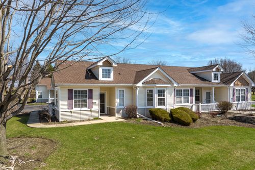 12126 White Tail Ln, Huntley, IL, 60142-7716 | Card Image