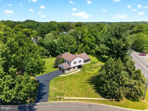 2 Merry Dell Dr, Churchville, PA, 18966-1134 | Card Image