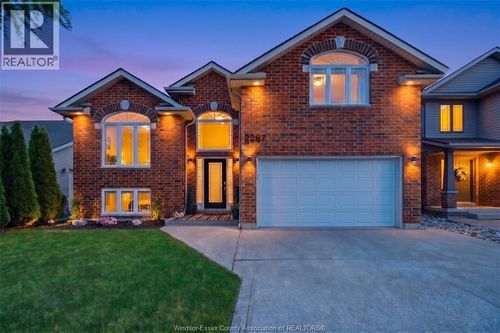 2287 Northway Ave, Windsor, ON, N9B3Y3 | Card Image