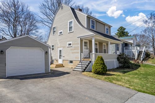42 Murray Street, Augusta, ME, 04330 | Card Image