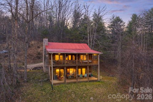 409 Hamlet Dr, Burnsville, NC, 28714-8238 | Card Image