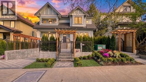 2373 W 7th Street, Vancouver, BC, V6K1Y4 | Card Image