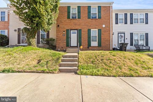 2007 Saint Bernadines Way, Capitol Heights, MD, 20743-5489 | Card Image