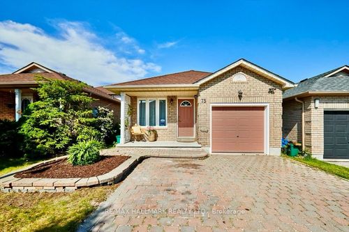 75 Mallory St, Courtice, ON, L1E3A8 | Card Image