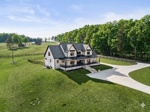 3755 Holmes Gap Rd, Watertown, TN, 37184-3201 | Card Image