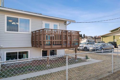 a-2737 78 Ave Se, Calgary, AB, T2C1M4 | Card Image