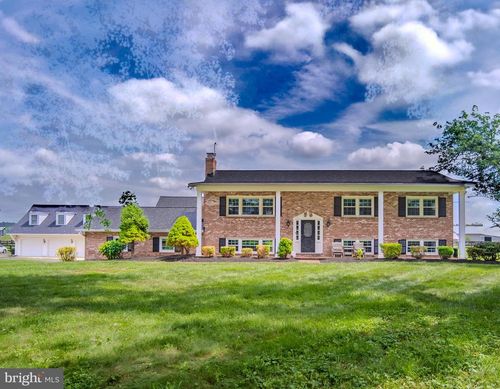 42873 Lucketts Rd, LEESBURG, VA, 20176-5245 | Card Image