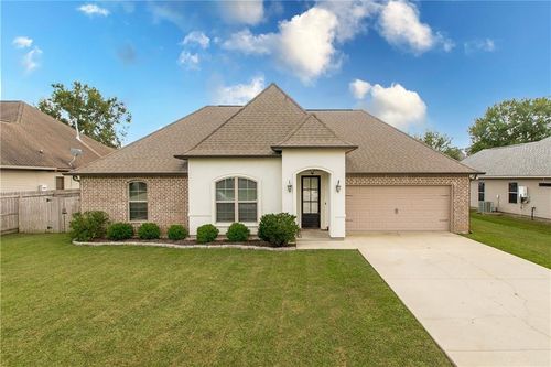 28651 Water Oak Loop, Ponchatoula, LA, 70454-8151 | Card Image