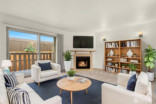 unit-b103-18200 73rd Ave Ne, Kenmore, WA, 98028-7315 | Card Image