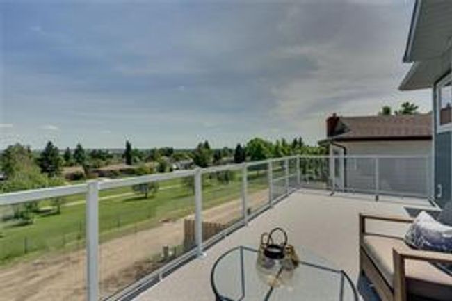 5120 Nesbitt Rd Nw, House detached with 6 bedrooms, 3 bathrooms and 7 parking in Calgary AB | Image 30