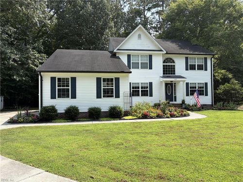 437 Evergreen Way, Smithfield, VA, 23430-5957 | Card Image