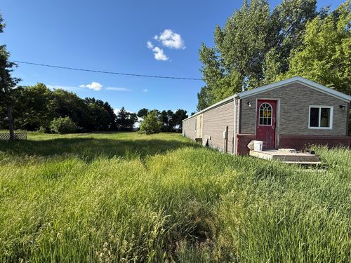 305 Roberts St, Webster, ND, 58382-8202 | Card Image