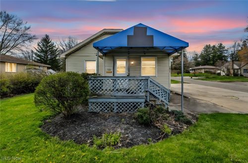 1635 Whipple Ave Nw, Canton, OH, 44708-2834 | Card Image