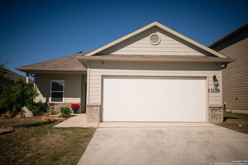 13119 Heathers Mist, Saint Hedwig, TX, 78152-4415 | Card Image
