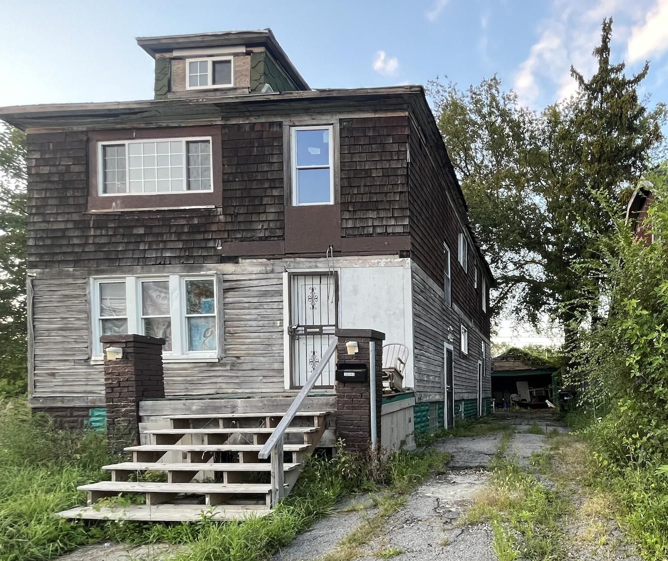 Park Ter, Detroit, MI 48204