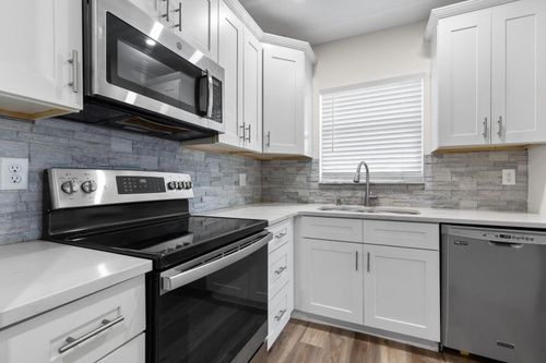 apt-226-8406 W Sample Rd, Coral Springs, FL, 33065-4653 | Card Image