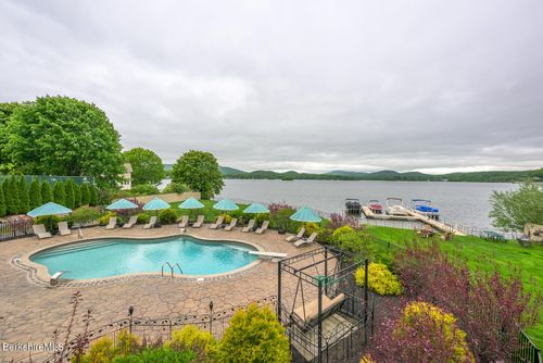 140 Hancock Rd, Pittsfield, MA, 01201-2212 | Card Image