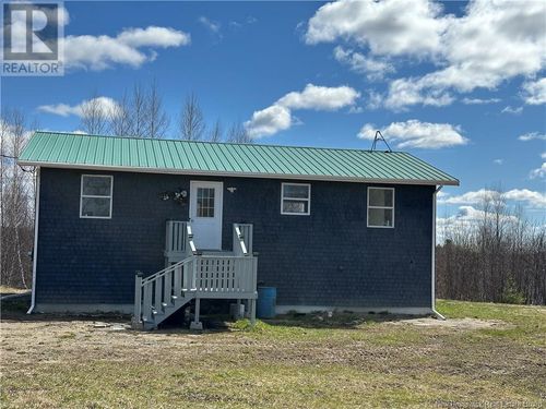 189 Upper Mills Rd, Upper Mills, NB, E3L3E8 | Card Image