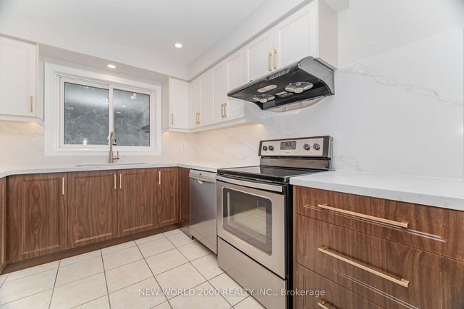 7221 Promenade Danton, House other with 5 bedrooms, 4 bathrooms and 3 parking in Mississauga ON | Image 9