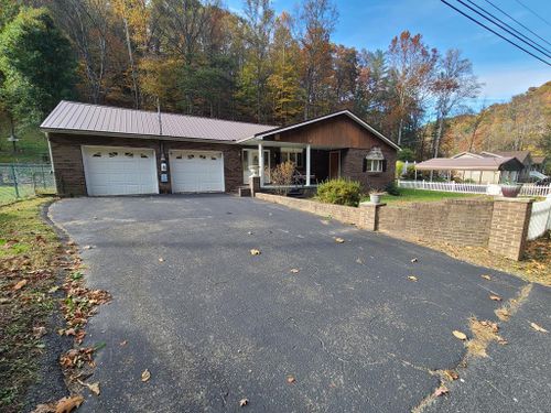 3680 Garretts Fork Rd, Chapmanville, WV, 25508-8732 | Card Image