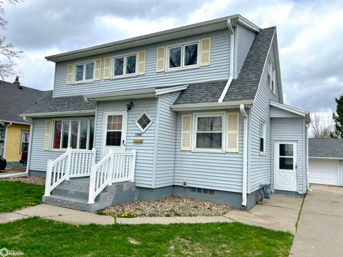 1705 Summit St, Marshalltown, IA, 50158-5343 | Card Image