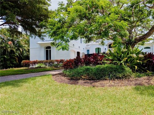 5106 Seahorse Ave, NAPLES, FL, 34103-2465 | Card Image