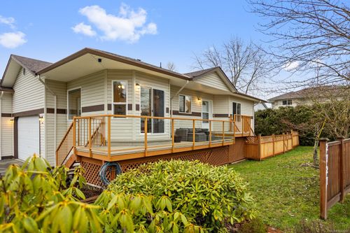 101-2727 1st St, Courtenay, BC, V9N9C8 | Card Image