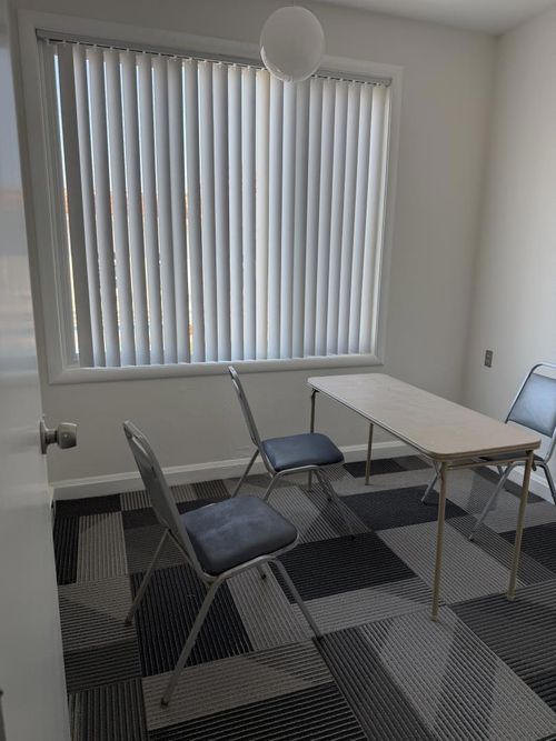 9 Silliman St, San Francisco, CA, 94134-1200 | Card Image