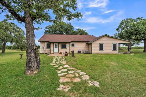 209 Dixie Rd, Weatherford, TX, 76087-5021 | Card Image