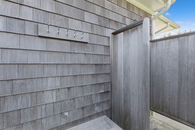 Outdoor Shower | Image 23