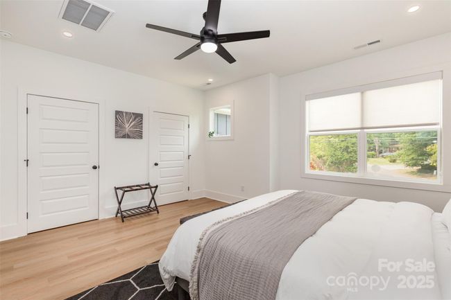 933 Tennyson Dr, House other with 4 bedrooms, 4 bathrooms and null parking in Charlotte NC | Image 22