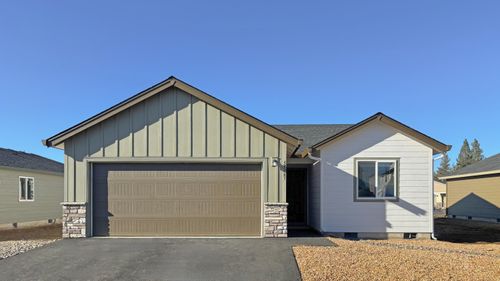 51787 Jubilee Pine Dr, La Pine, OR, 97739-8705 | Card Image