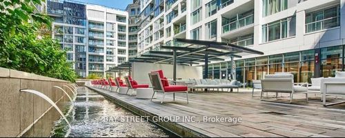 720-27 Bathurst St, Toronto, ON, M5V0R1 | Card Image