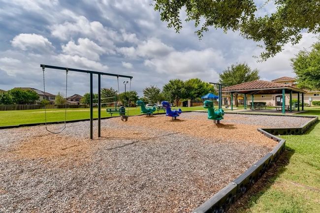 140 Matthews, House other with 3 bedrooms, 2 bathrooms and 4 parking in Kyle TX | Image 34