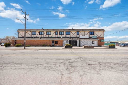 348 Ontario St, Sarnia, ON, N7T1L9 | Card Image