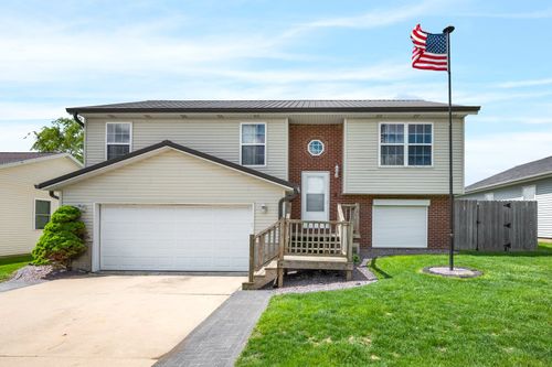 6 Fuller Court, Bloomington, IL, 61705 | Card Image