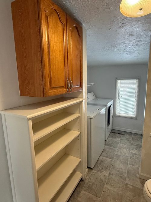 907 Center St, Mchenry, IL, 60050-5201 | Card Image